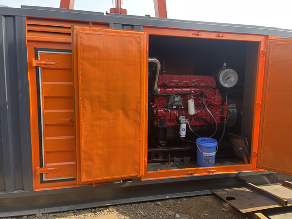 察隅哪些因素会影响 200KW 柴油发电机的燃油消耗率？
